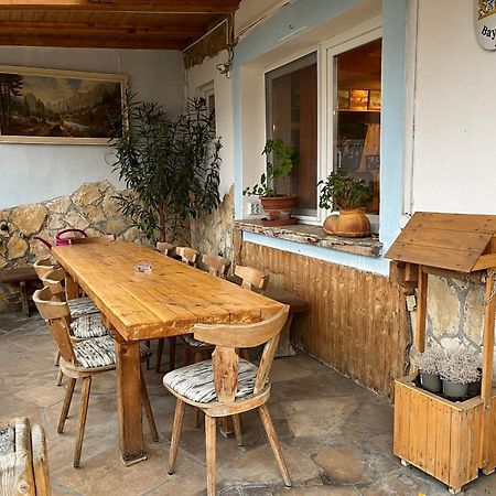 Lenzl'S Panzio Bed & Breakfast Szigetvár Екстериор снимка